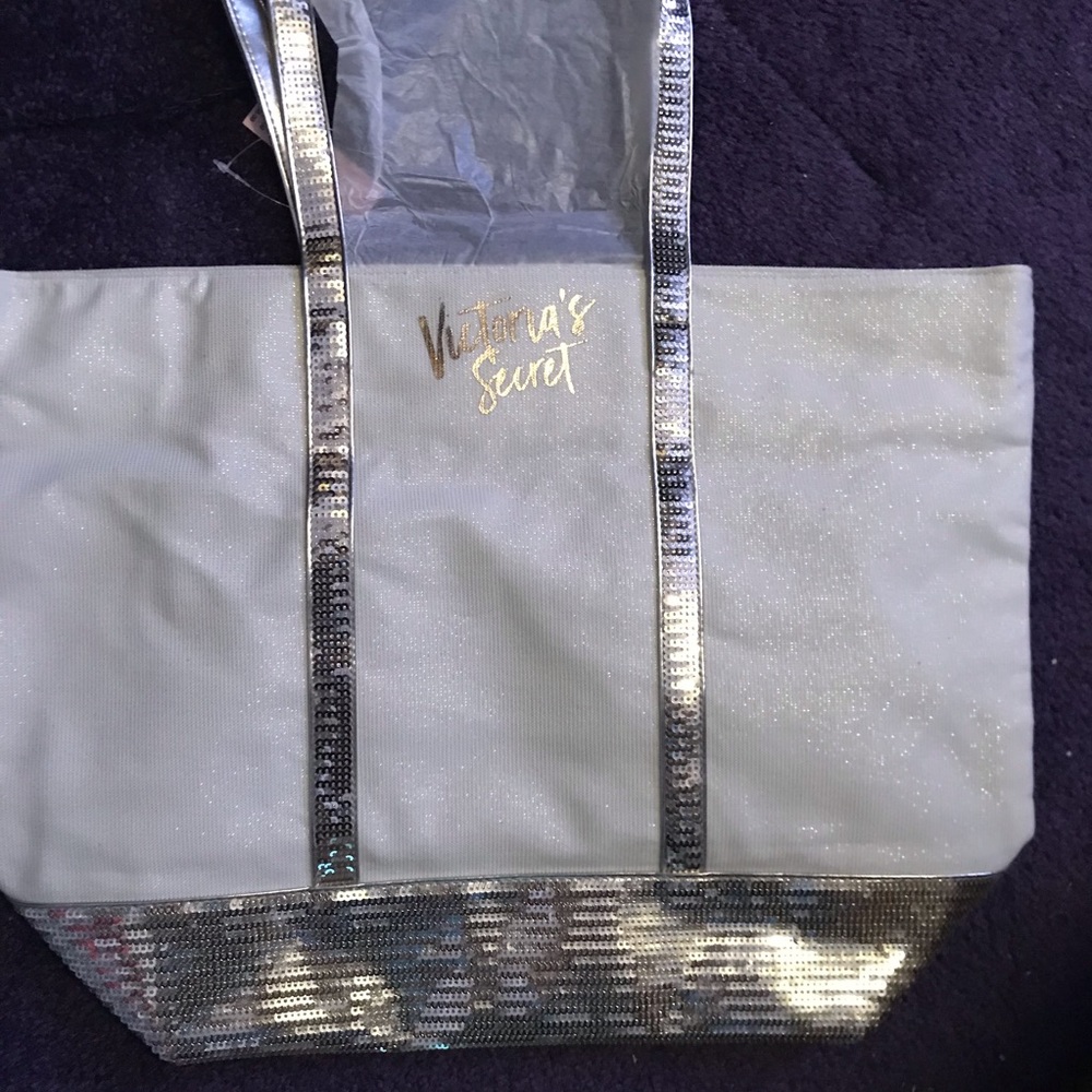 Victoria Secret Tote NWT cream gold